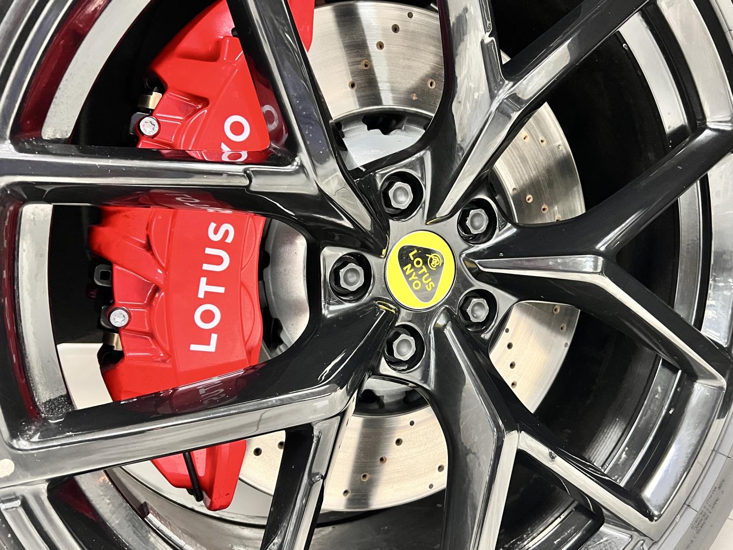 Lotus Eletre